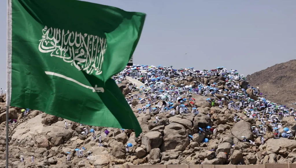 الحج 2025: السعودية توظّف الذكاء الاصطناعي لخدمة الحجاج بـ35 لغة