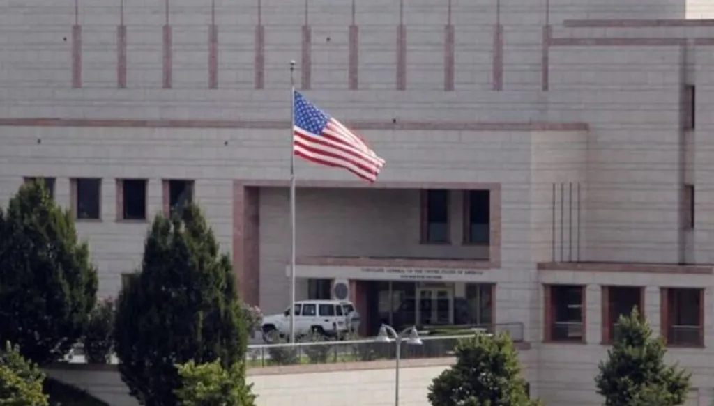 السفارة الأميركية في بغداد: لحكومة عراقية مستقلة