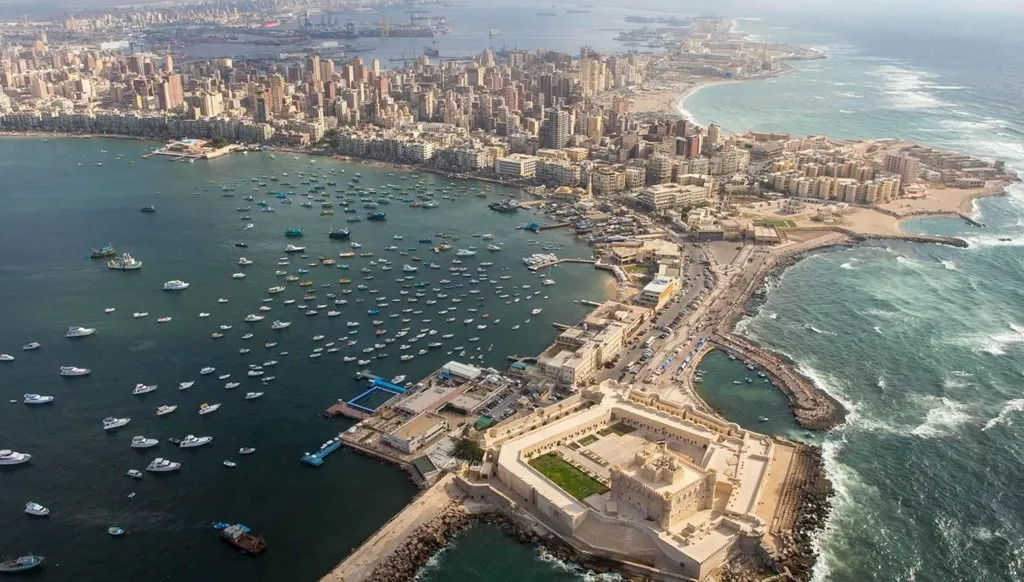 مصر تخطط لإنشاء منطقة لوجستية في الاسكندرية لمعالجة المنتجات البترولية