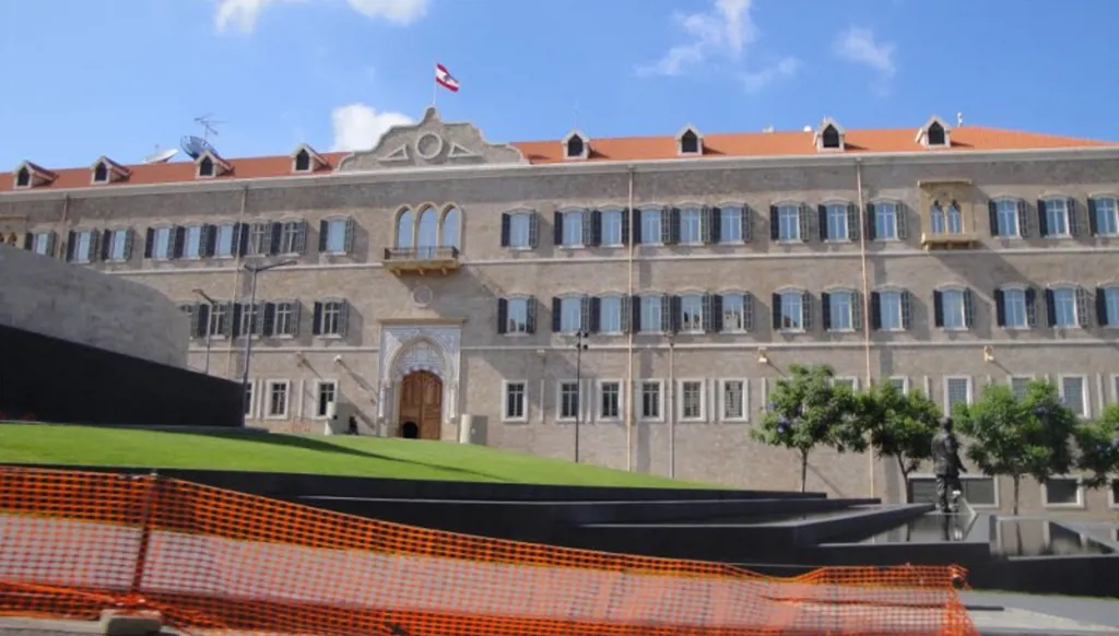 تراجع في أداء وزير