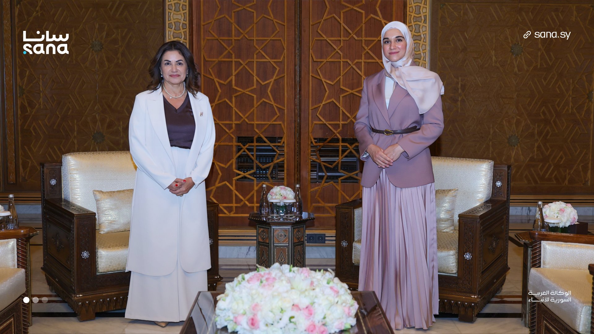 السيدة السورية الأولى لطيفة الدروبي ووزيرة الشؤون الاجتماعية اللبنانية حنين السيد (سانا)