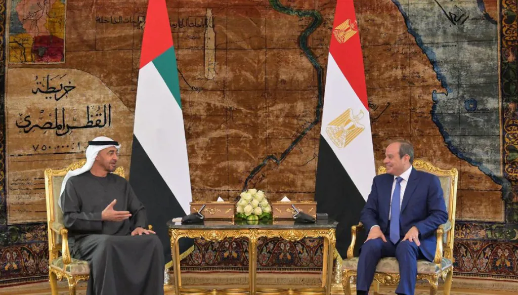 السيسي وبن زايد يبحثان مرحلة ما بعد الحرب... تنسيق مصري - إماراتي لإعادة رسم المشهد الإقليمي