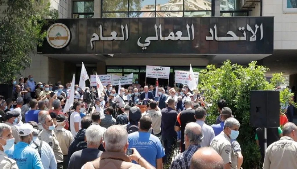 غليان في القطاعين العام والخاص وتحركات وإضرابات لتحصيل الحد الأدنى!
