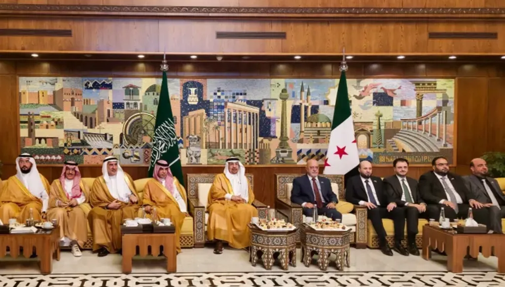 استثمارات سعودية كبرى في سوريا: شركة طيران مشتركة ومطار جديد على الطاولة