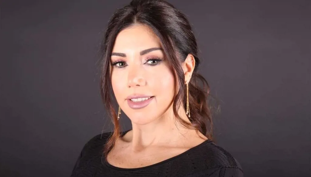 وسط أجواء من الأسى.. لورا خليل تودّع زوجها المهندس نجيب عقيقي (فيديو)