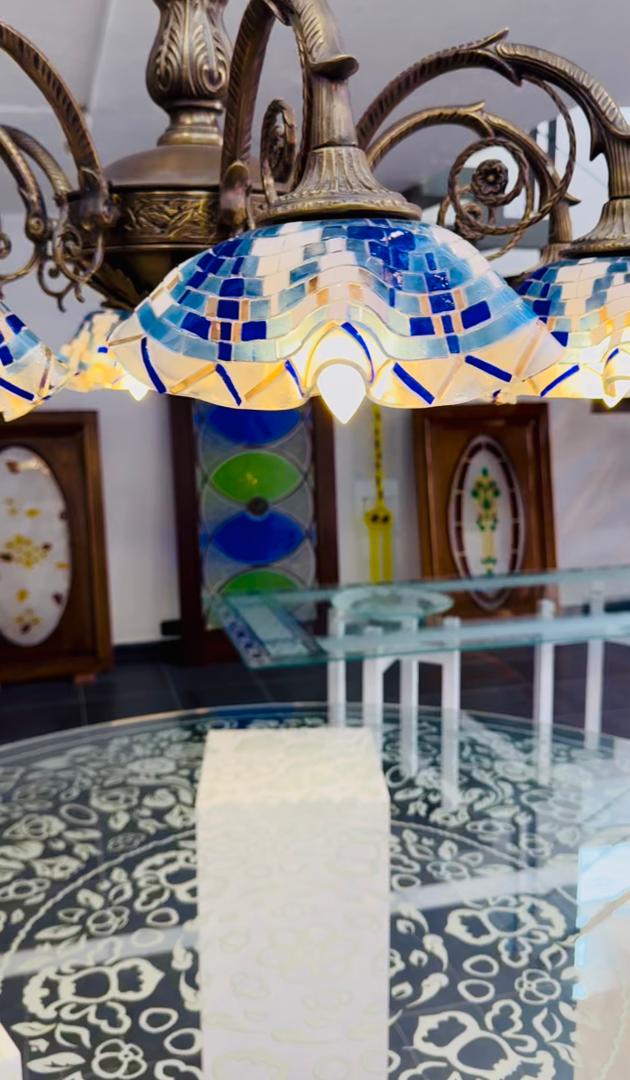 نموذج من الزجاج الدمشقي (النهار)