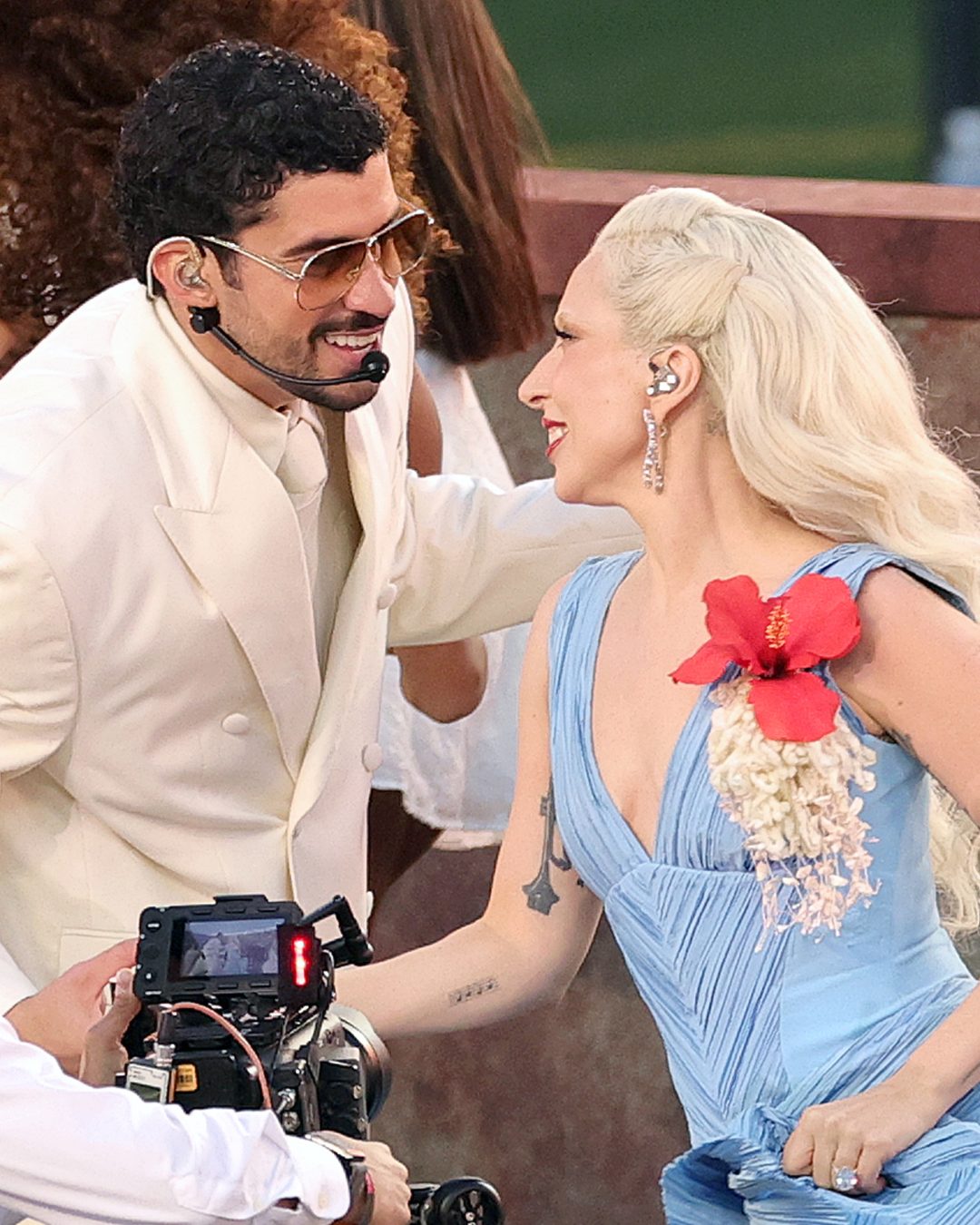 ليدي غاغا وباد باني في سوبر بول 2026 (انستغرام)