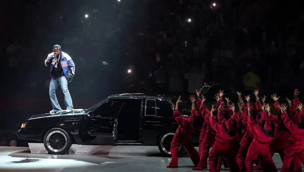 جينز كيندريك لامار في "السوبر بول" ينفد من الأسواق