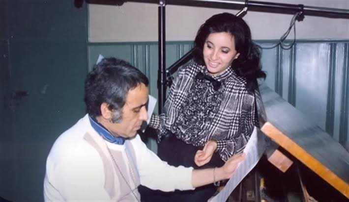 الفنانة لطيفة وبليغ حمدي (سوشيل ميديا)