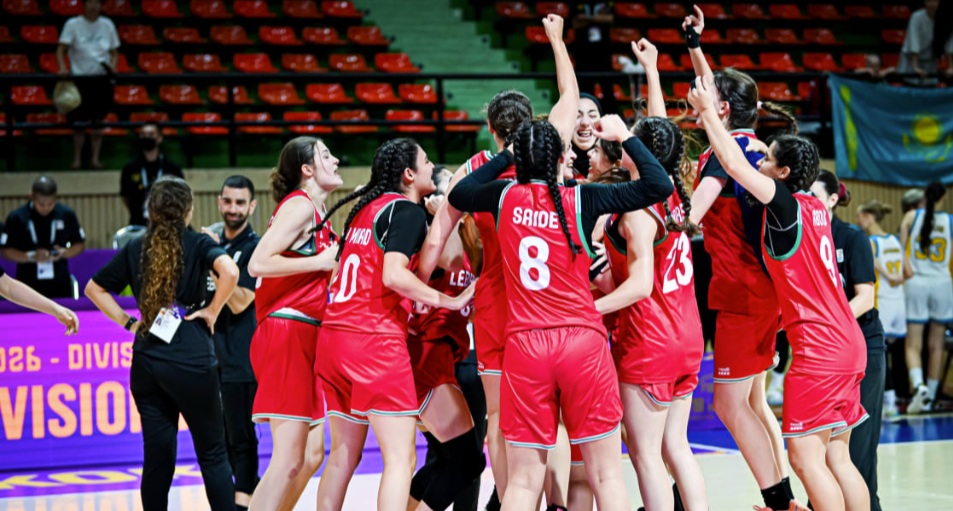لاعبات منتخب لبنان للإناث لما دون 18 عاماً. (فيبا)