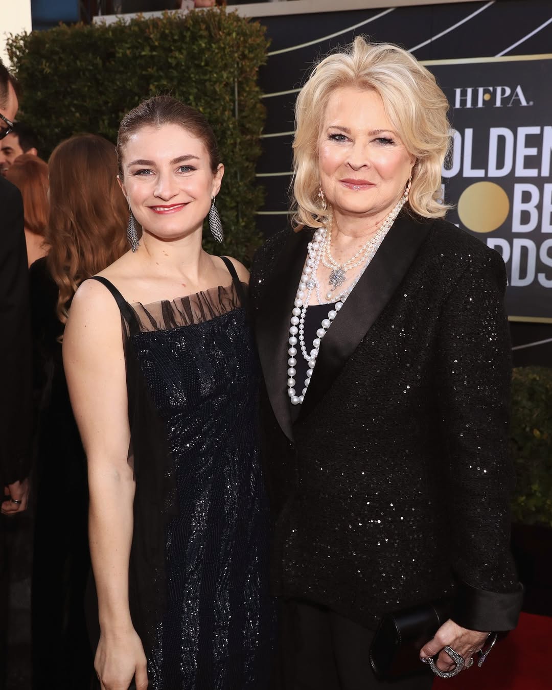 كلوي ما مع والدتها الممثلة كانديس بيرغن (انستغرام)