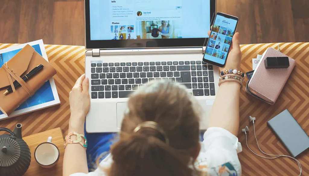 فرنسا تعتزم منع الأطفال دون الـ15 من استخدام شبكات التواصل الاجتماعي