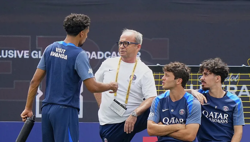 لويس كامبوس رجل المرحلة في باريس سان جيرمان