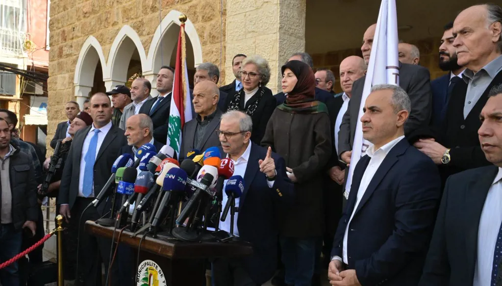 ما هي أبعاد الخطاب التّصالحي لـ"حزب الله" مع الرّئاستين الأولى والثّالثة؟