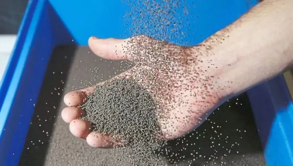 لماذا تتهافت القوى العظمى للسيطرة على المعادن النادرة؟.. "كنوز في التراب"