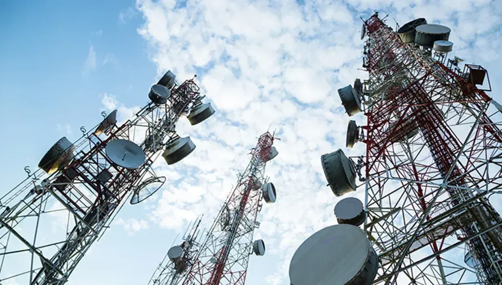 خلل تنظيمي في إدارة قطاع الخليوي: الإيرادات يُفيد منها التجّار أكثر من الدولة