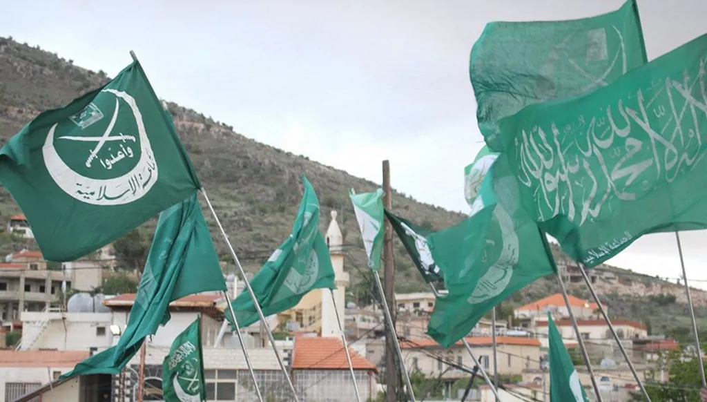تحالفات "الجماعة" مفتوحة ... رغم جدران الحصار