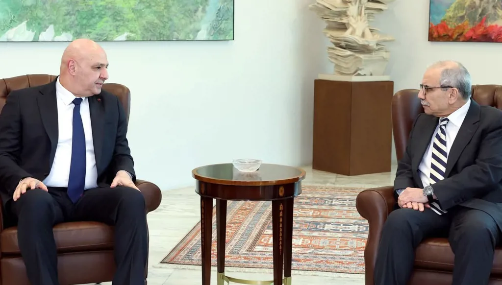 بري يترقب ولا يحيّد نفسه إلا عن خلافات الداخل