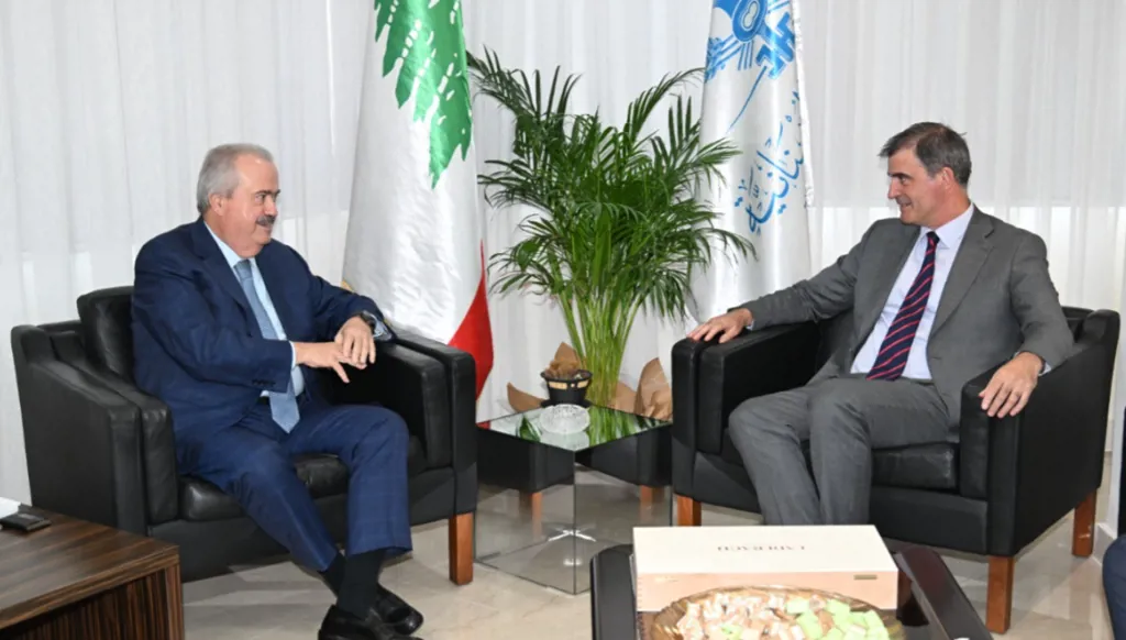 وفد صندوق النقد بدأ لقاءاته: الموازنة والفجوة والشطب