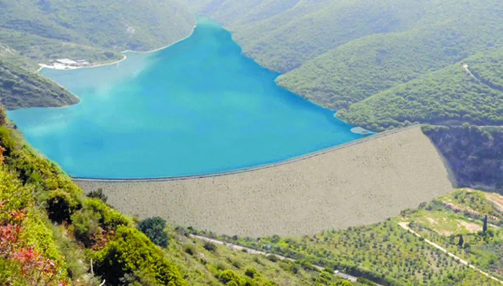 سد المسيلحة إلى الواجهة مجدداً:  تحقيق مع فياض وادعاء على شركات أجنبية