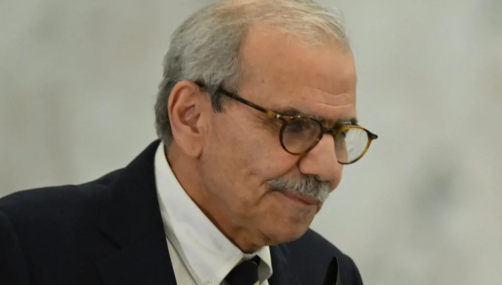 هل من حاضنة سنّية للرئيس المكلف؟