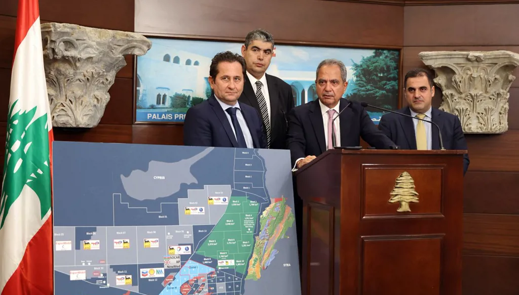 الغاز اللبناني في مرمى السجال السياسي: ماذا يخفي تلزيم البلوك 8؟