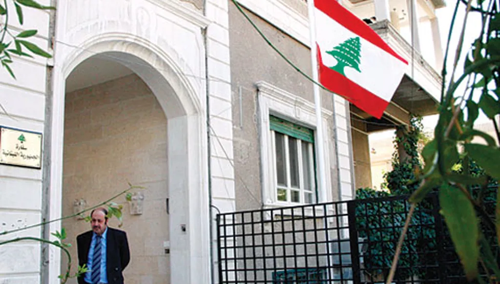 سفارة لبنان في دمشق يديرها قائم بالأعمال   ومصير المجلس الأعلى رهن بالرئيس