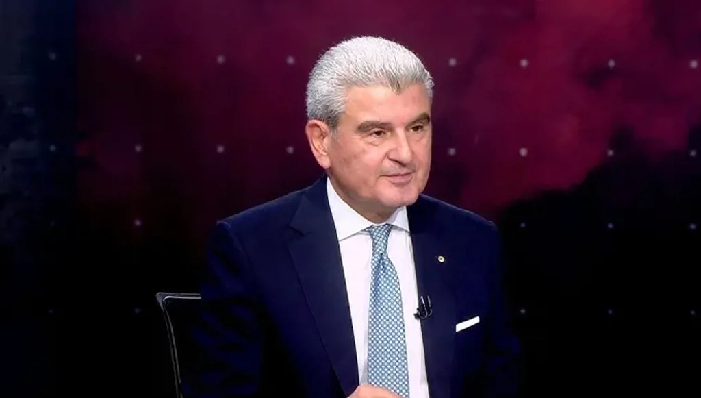 هل يهدد ملف السلاح باهتزاز الوضع الحكومي؟ عيسى الخوري: نأمل أن يتجاوب "حزب الله" بهدوء