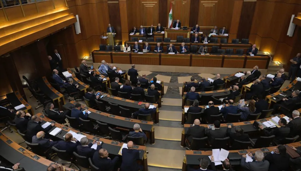 هل فرملت مسألة الاغتراب التشريع في المجلس؟... مالك لـ"النهار": تدخل رئيس الجمهورية ضروري