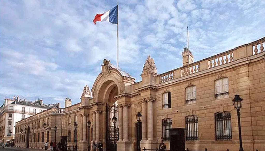 قلق باريس على لبنان يتصاعد والتنسيق الأميركي - الفرنسي مستمر