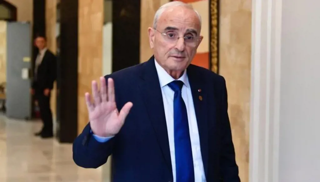 وزير الدفاع ميشال منسى.