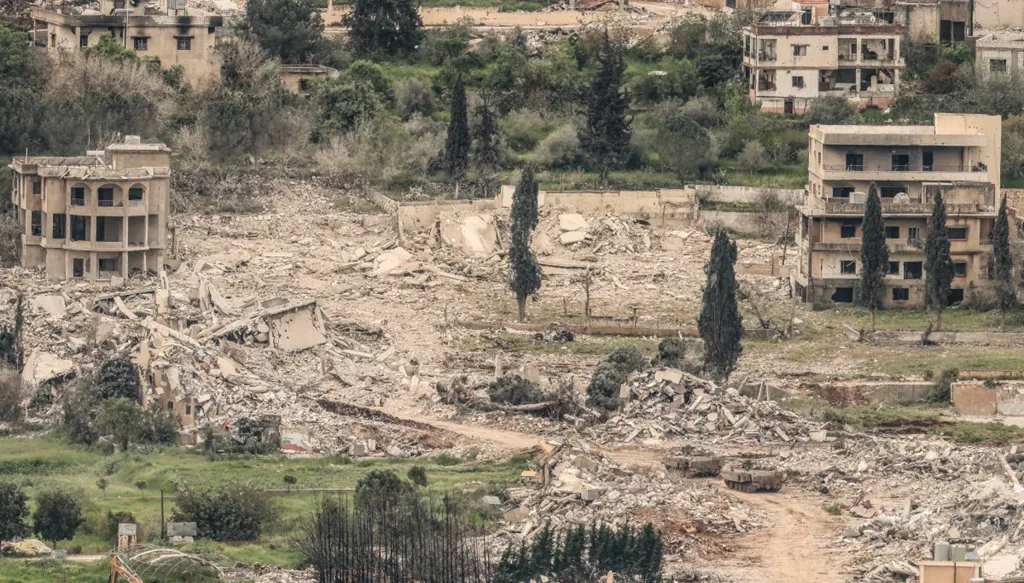 شروط إسرائيلية صعبة لاتفاق لبنان... ورئيس الأركان الإسرائيلي: "الجيش في حالة تأهب قصوى"
