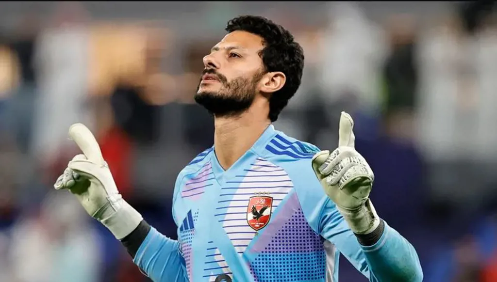 محمد الشناوي... رحلة تحول البطل إلى منبوذ الجماهير