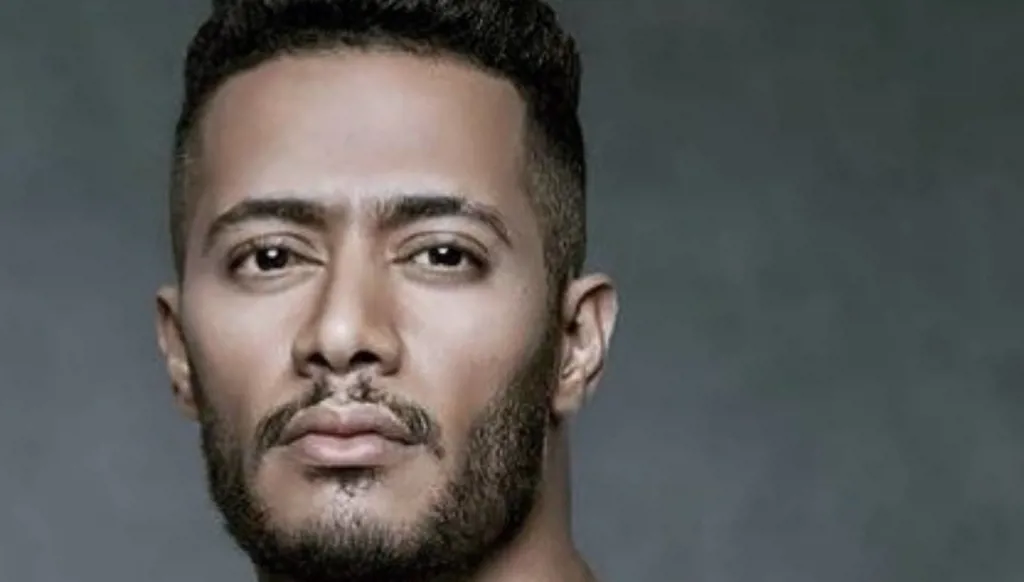 محمد رمضان يسخر من لقب كزبرة: "إحنا مش في محل عطارة هنا" (فيديو)