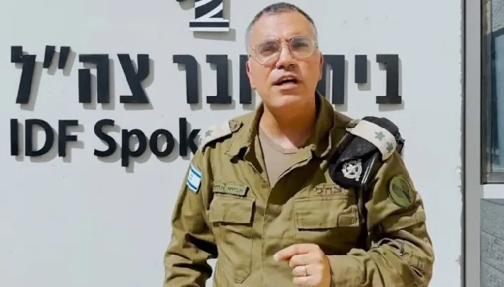 في بعلبك... فصلت من عملها بسبب أدرعي