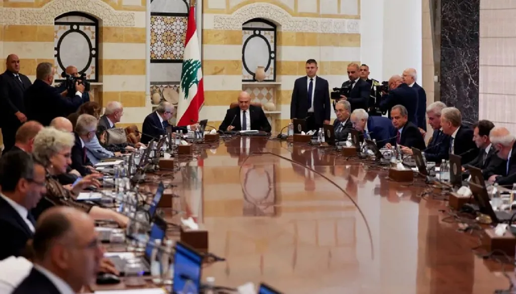 الحكومة اللبنانية تتراجع عن رسوم الجمارك الجديدة: تعليق العمل بالمرسوم 3214 لحين إعادة درس النسب