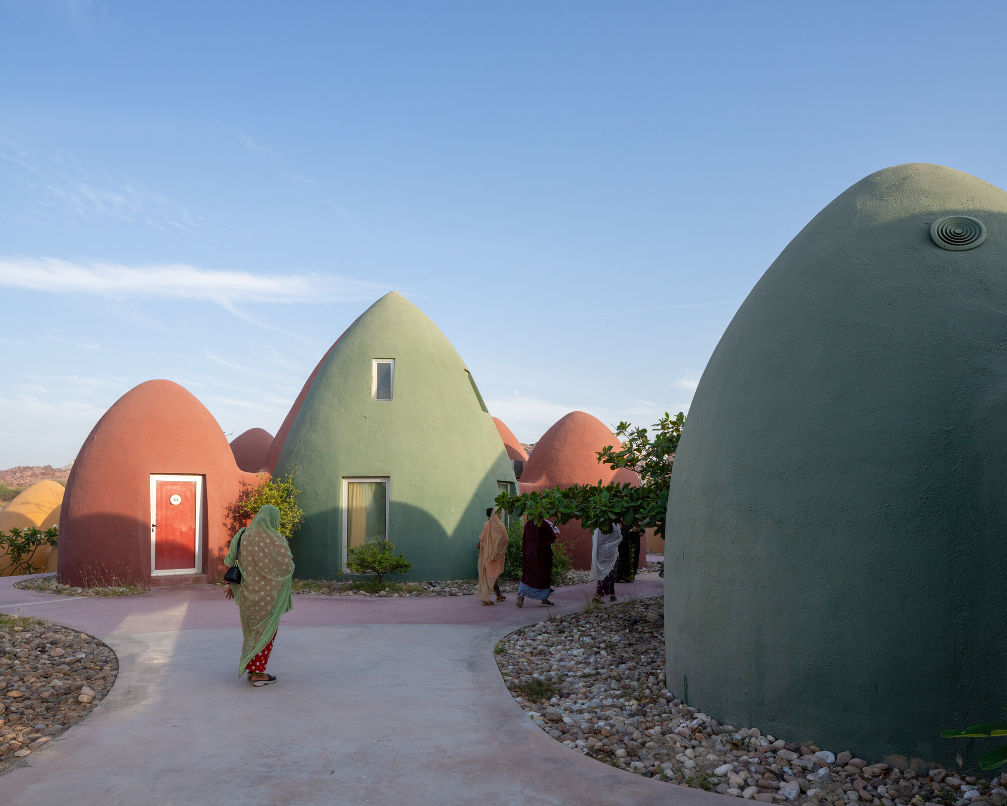 مجمّع مجرّة وإعادة تطوير المجتمع، إيران.