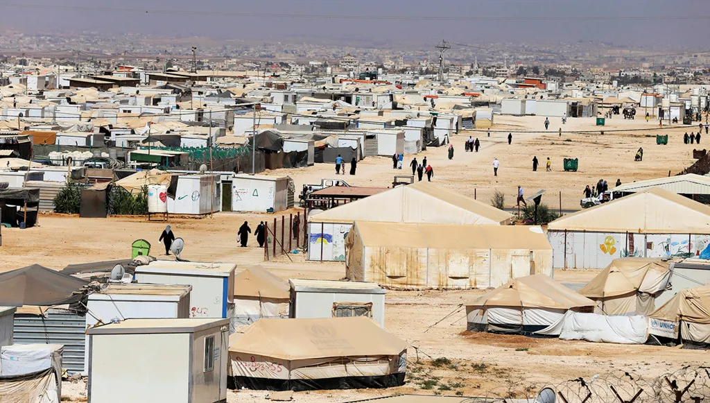 لماذا لا يعود اللاجئون السوريون في الأردن إلى "سوريا الجديدة"؟
