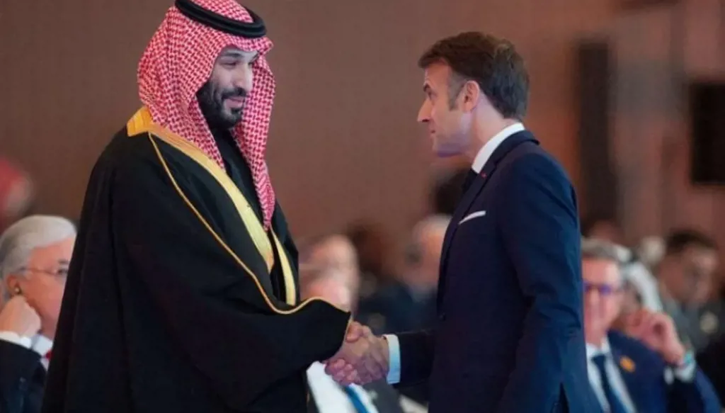 لقاء ماكرون- بن سلمان: دعم الجيش اللبناني لبسط سيادته