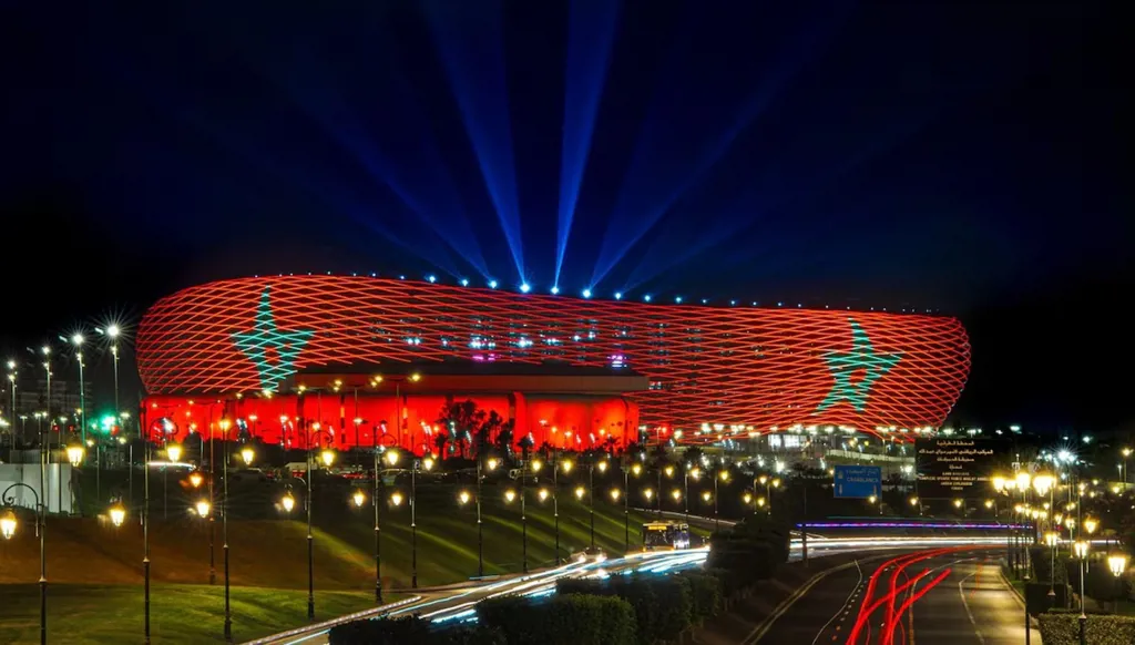المغرب بين حلم التنظيم المونديالي وتحديات الهجرة!