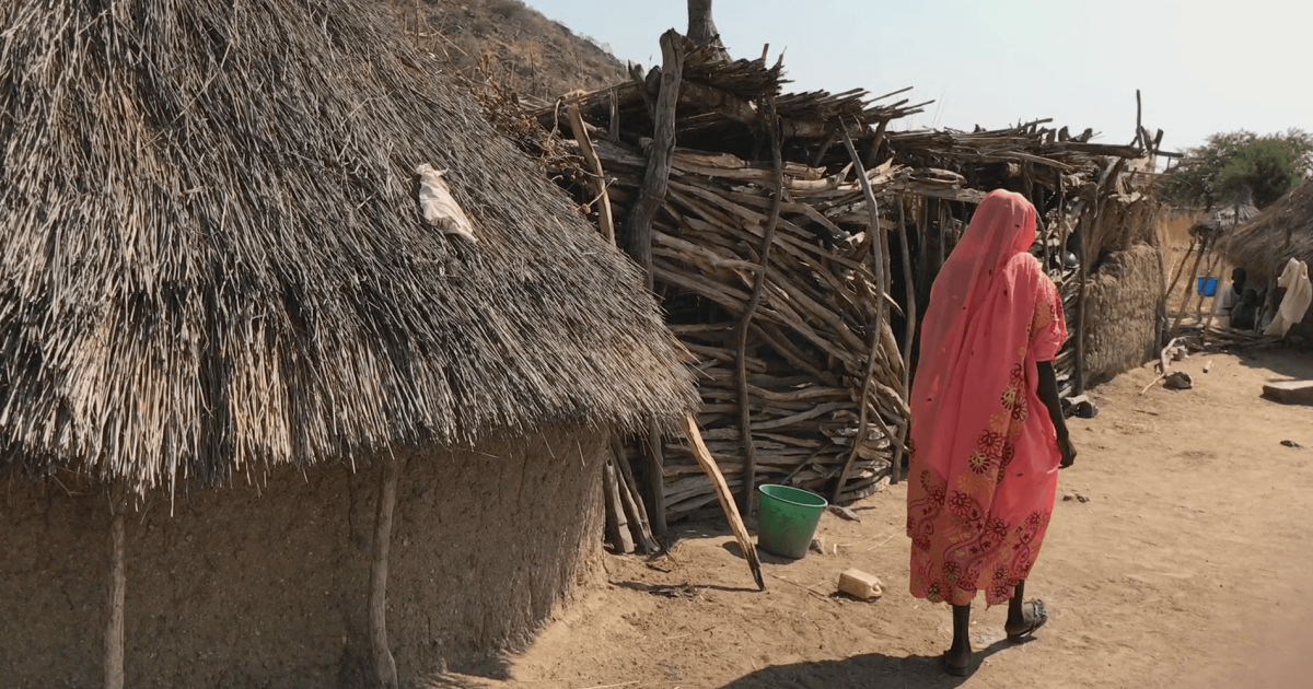 امرأة في شوارع السودان (هيومن رايتس ووتش)