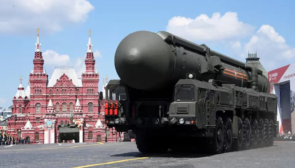 روسيا تحذر الدول الأوروبية: استضافة قاذفات نووية فرنسية تجعلكم أهدافاً لموسكو