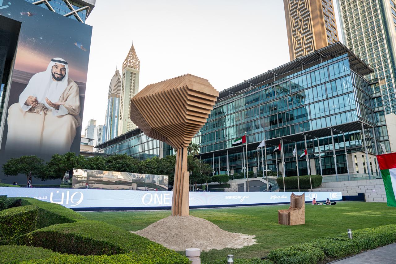 منحوتة واحد من بين الكثير للفنان المصري إبراهيم النجار في دبي (IN Studios).