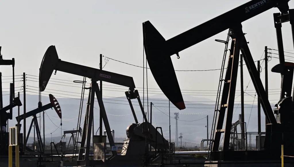 تقلبات النفط تعكس هشاشة أمن الطاقة العالمي