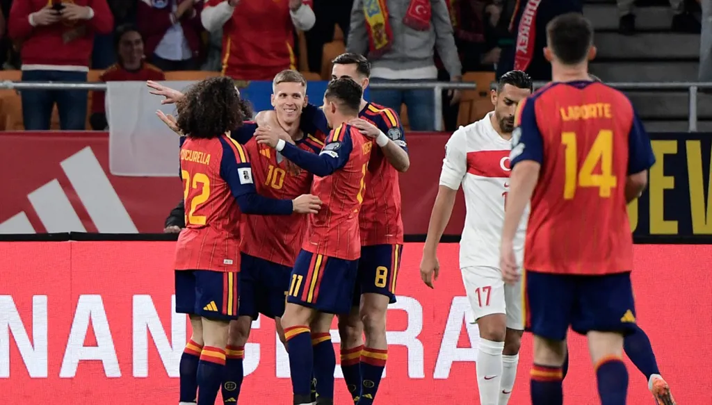 منتخب إسبانيا لا يتراجع ولا يهتز