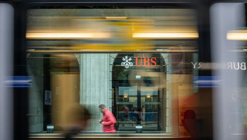 أكبر بنك سويسري قد ينتقل إلى الولايات المتحدة… صحيفة أميركية تكشف!