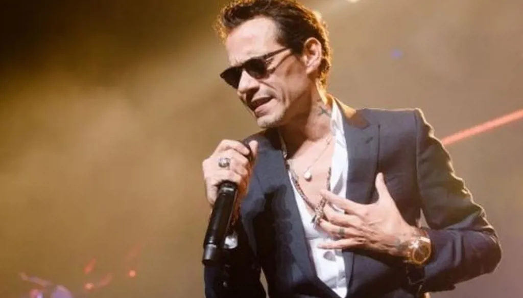 مارك أنتوني يلمح إلى كذب بروكلين بيكهام بشأن خلافه مع عائلته