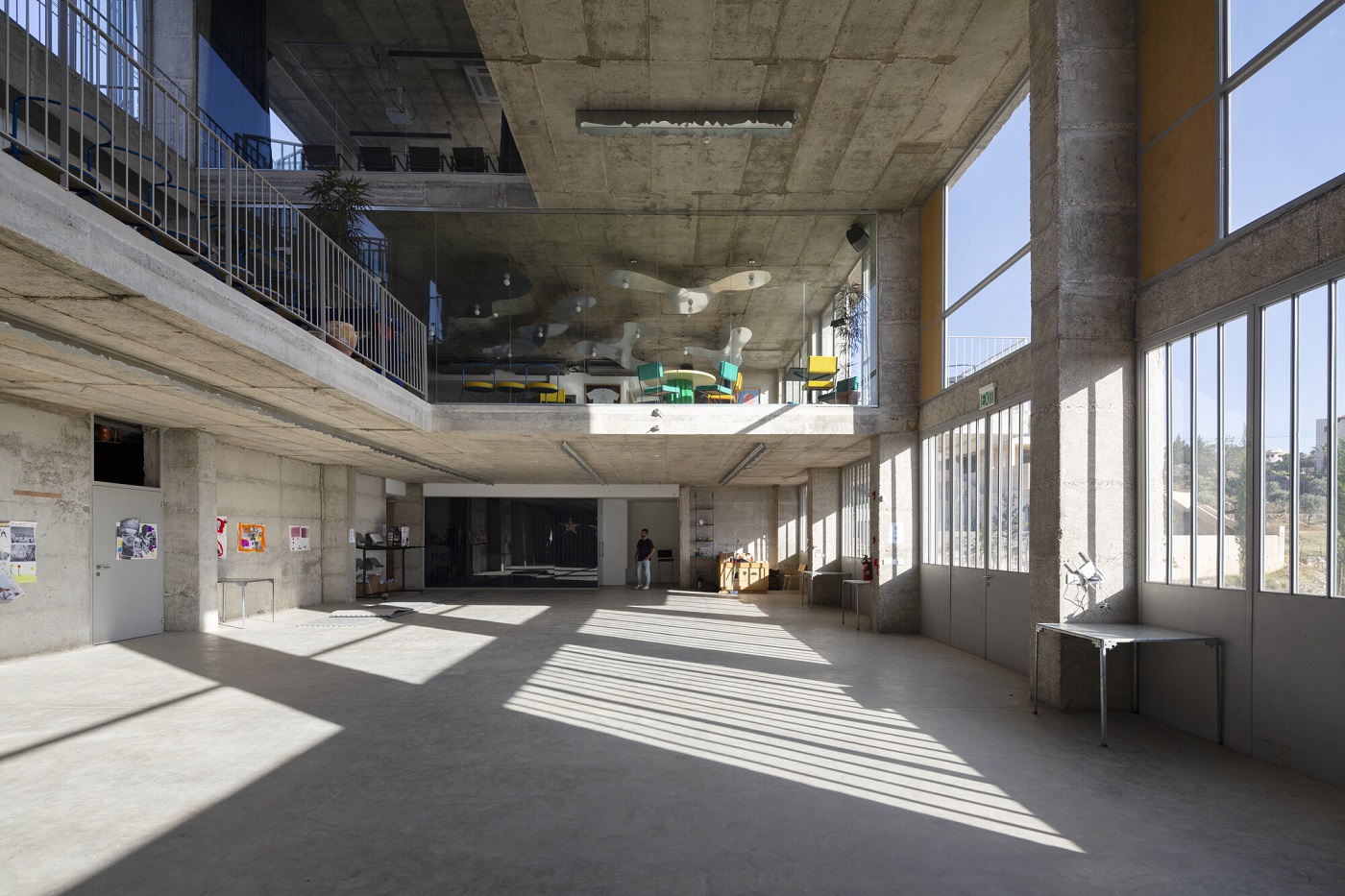 مشروع بيت العجب في فلسطين.