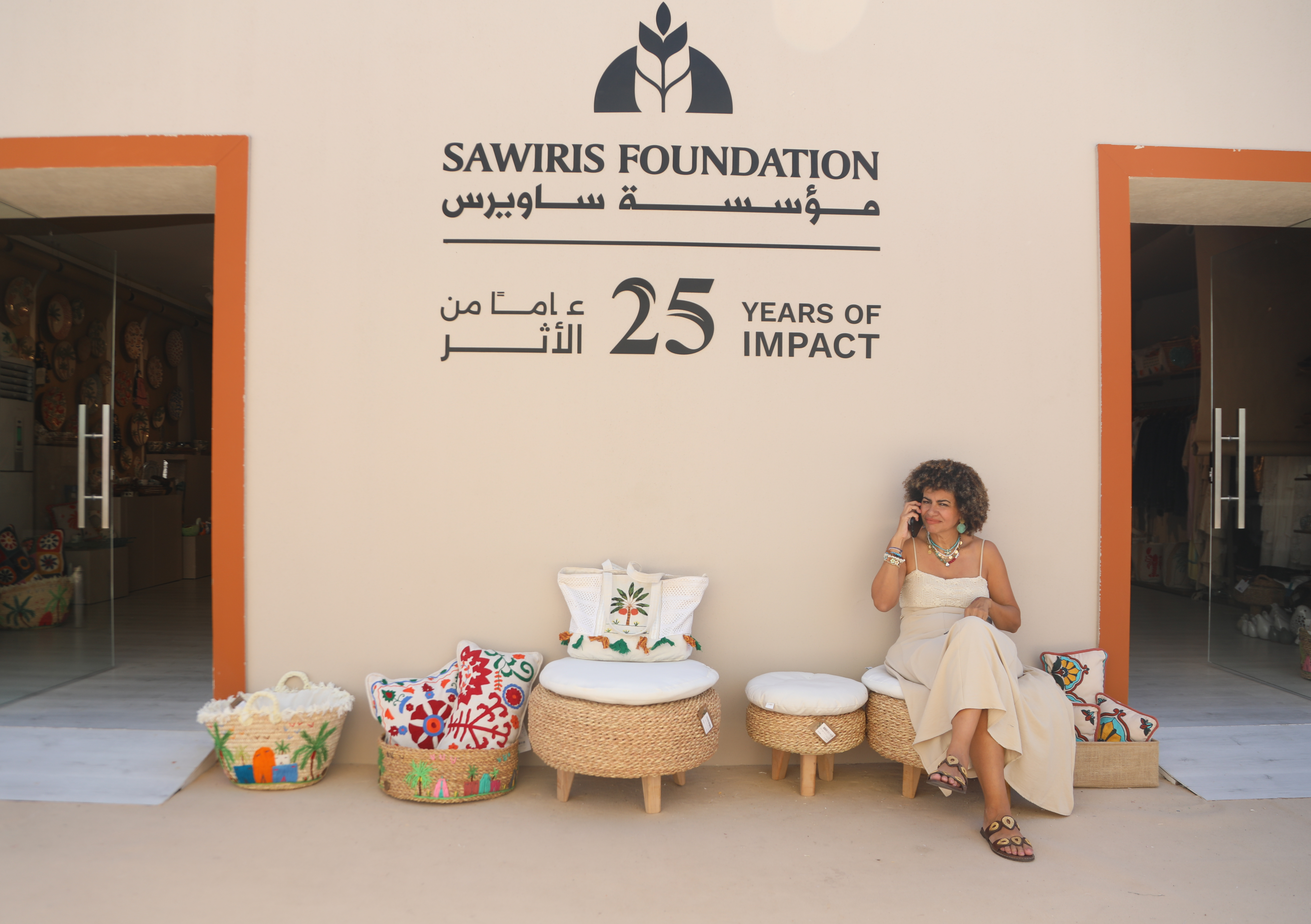 مؤسسة ساويرس للتنمية الاجتماعية في جناح الحرف اليديوة في الجونة (تصوير - دنيا يونس)