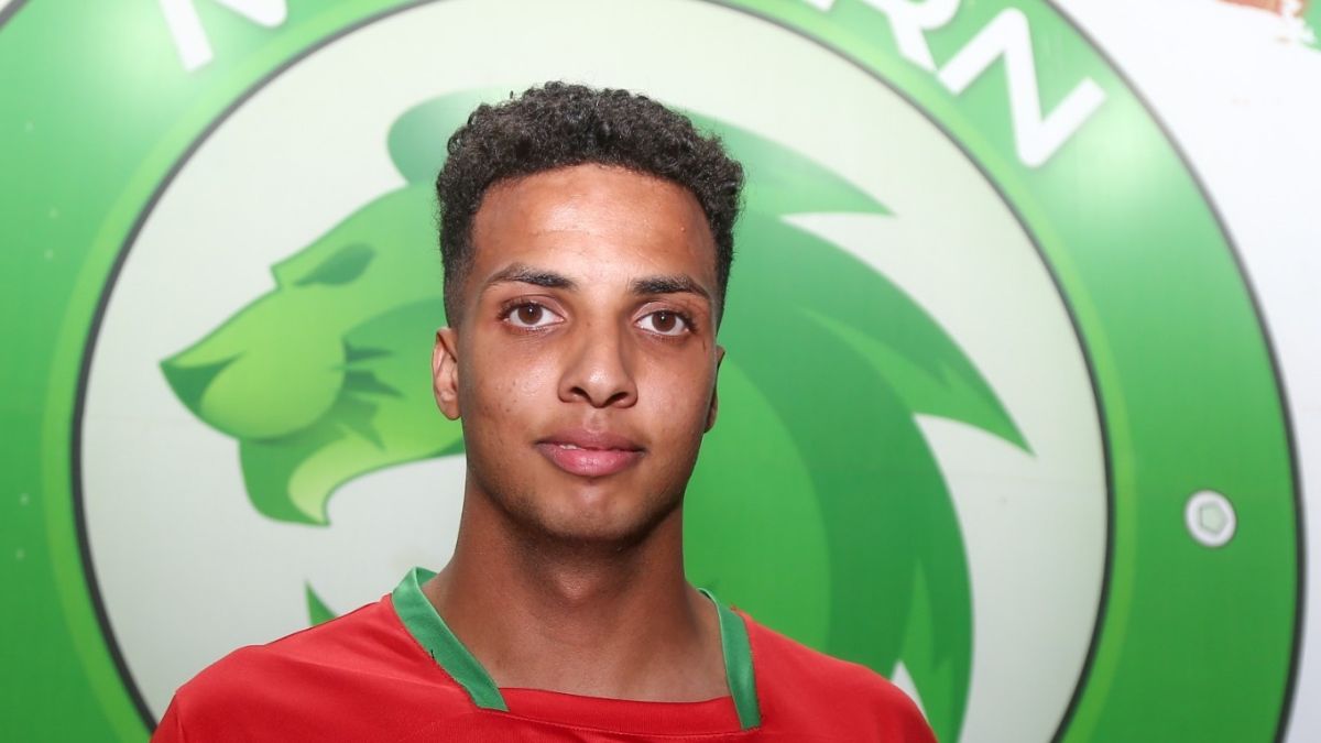 مصطفى مطاوع.